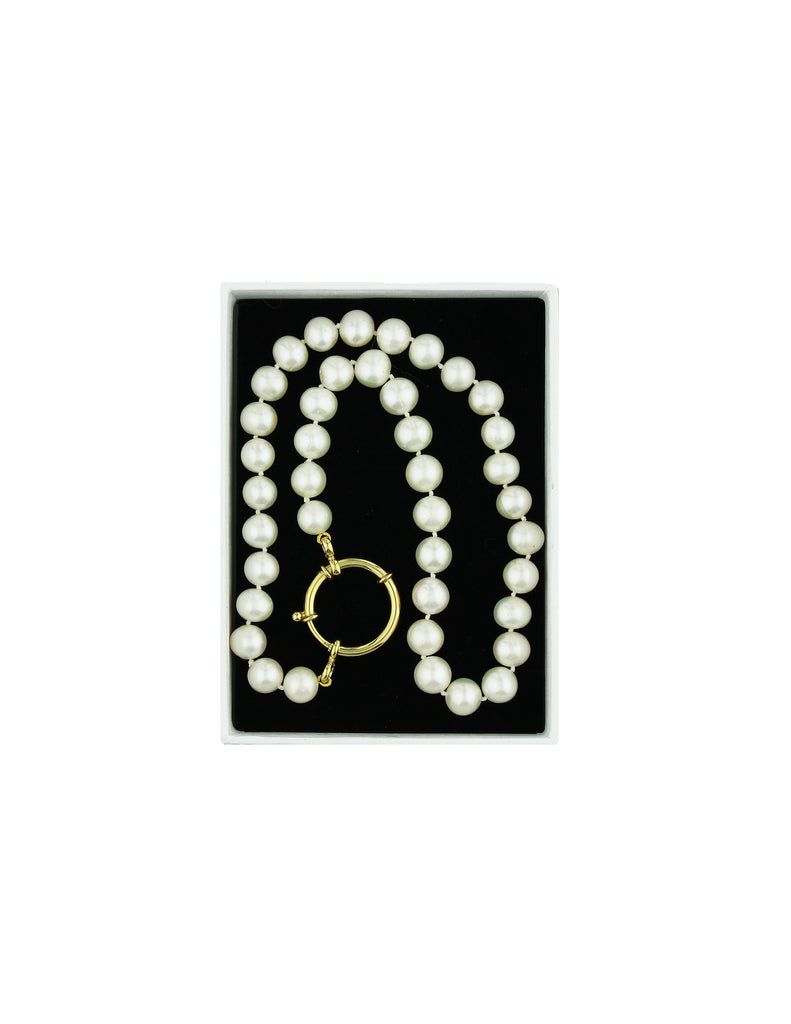 The Zoé Pearl Necklace
